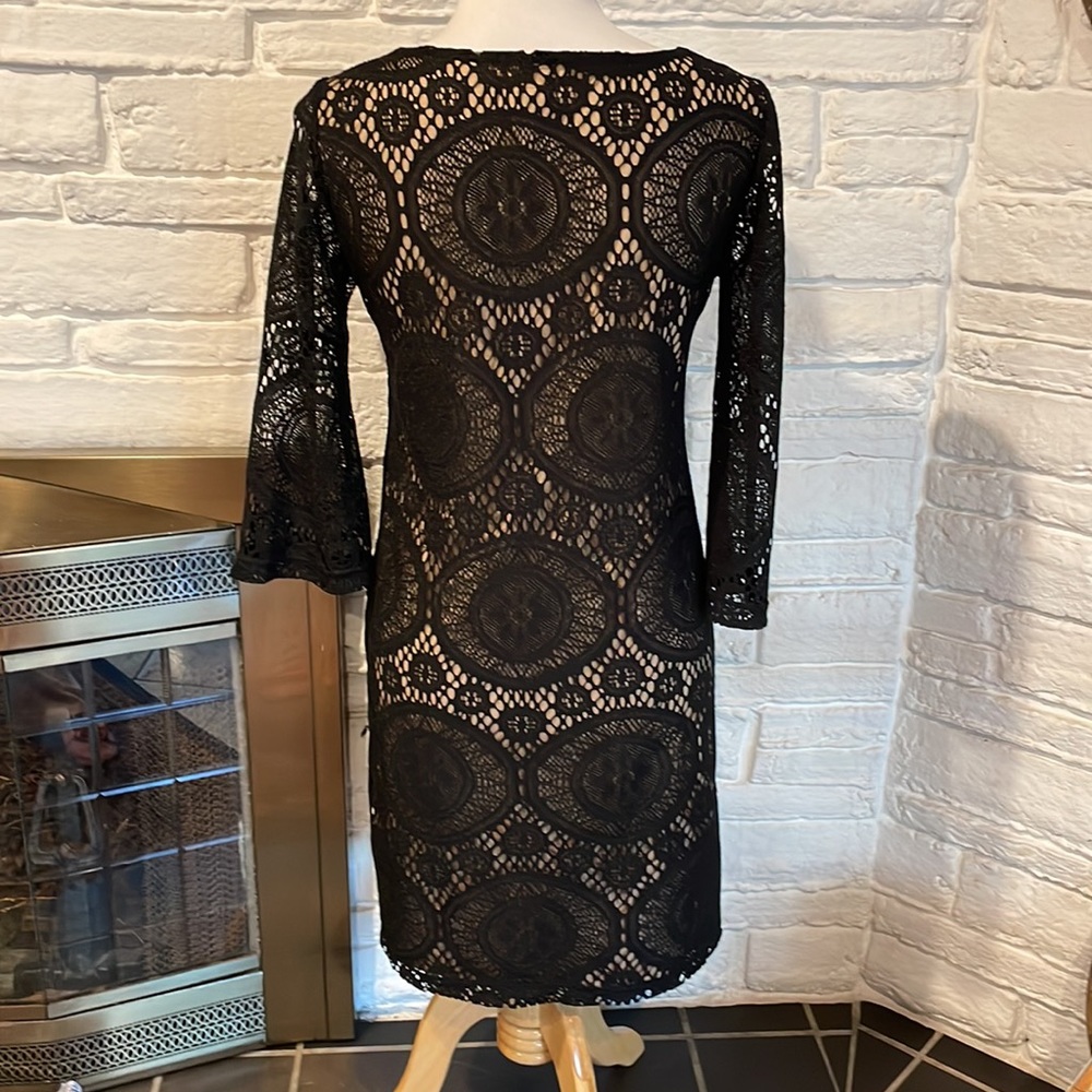 Dress - Picture 2 of 8